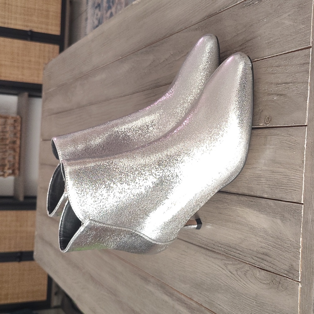 New XOXO Kyrie Ankle Pointed Toe Booties Size Woman's 8